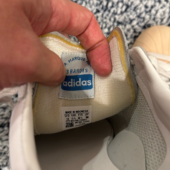 WORN ONCE ONLY FOR AN NBC FILM SHOOT - Adidas Superstar - excellent condition - Picture 10 of 13